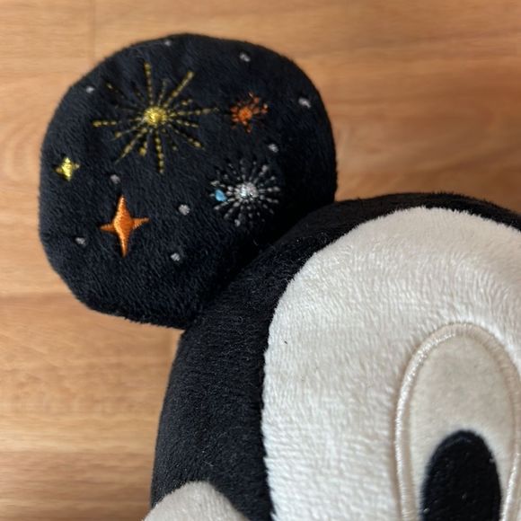 Official Disney Plush Mickey - Picture 6 of 8